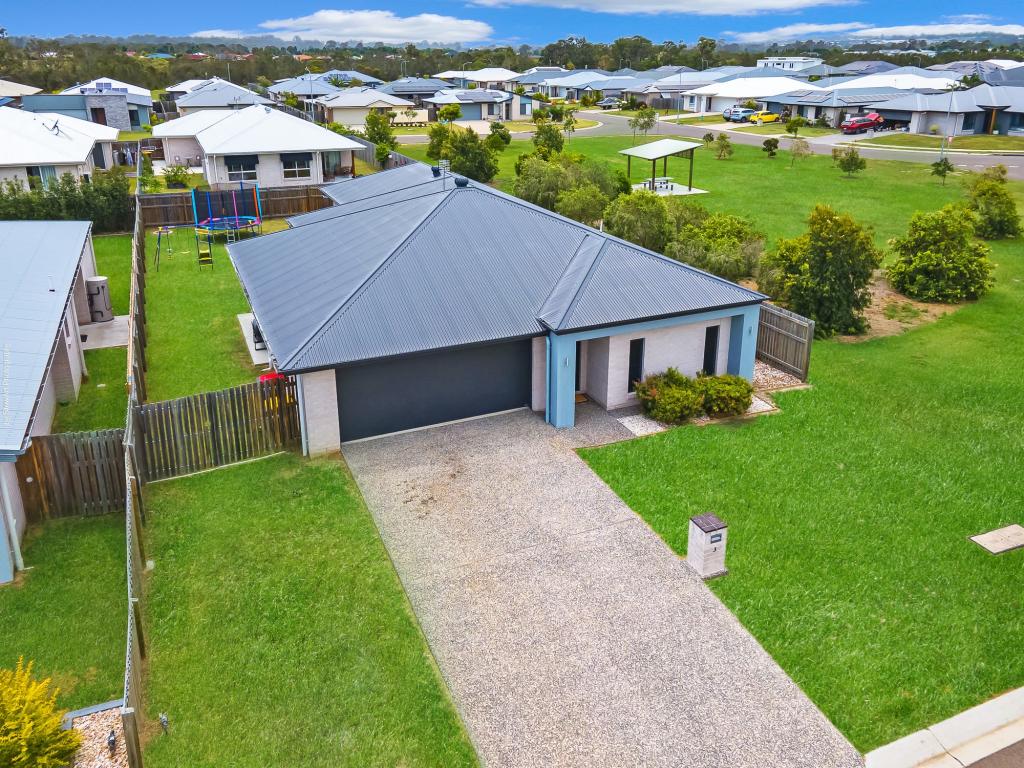 3 Saltair Dr, Eli Waters, QLD 4655