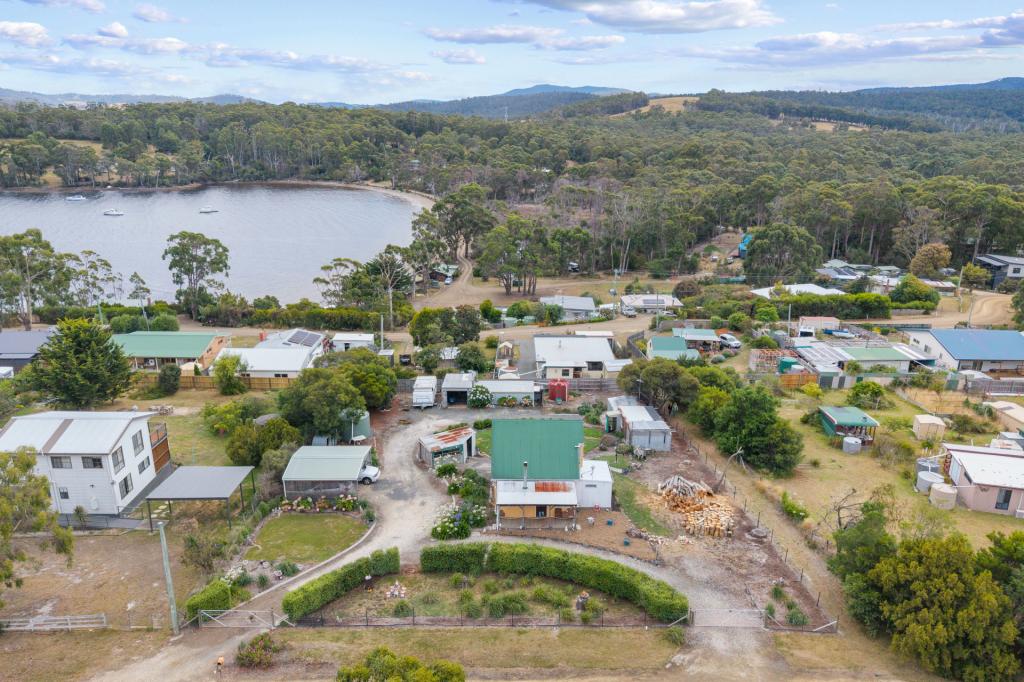19 Cray Point Pde, Eggs And Bacon Bay, TAS 7112