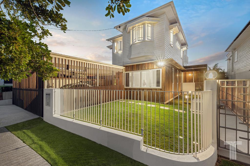 20 Woodhill Ave, Coorparoo, QLD 4151