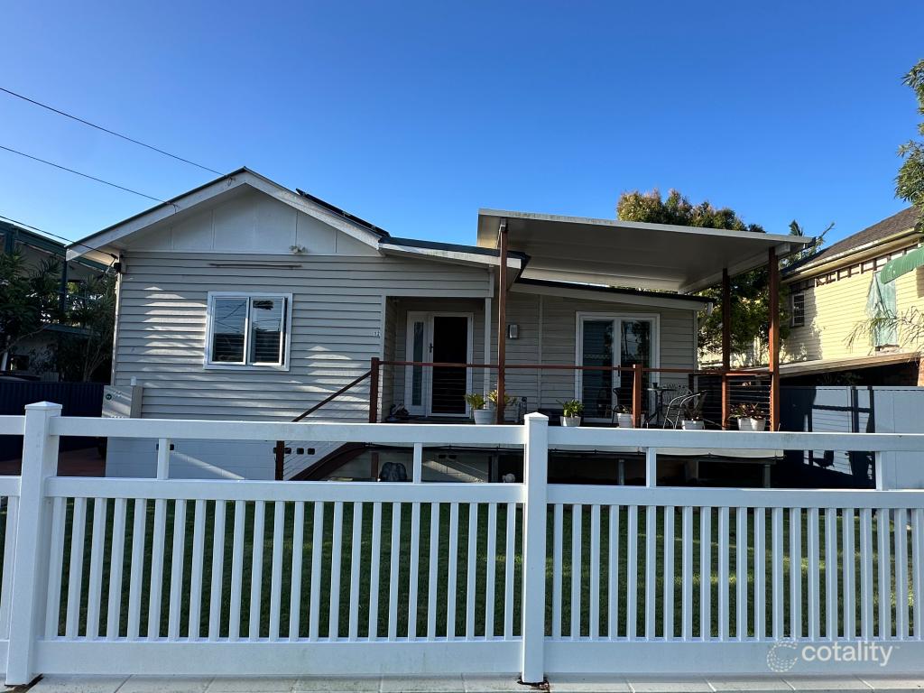 12 Twelfth Ave, Brighton, QLD 4017