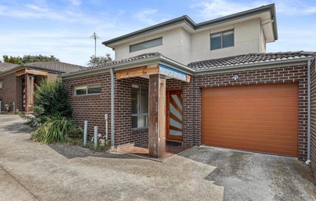 2/625 Pascoe Vale Rd, Oak Park, VIC 3046