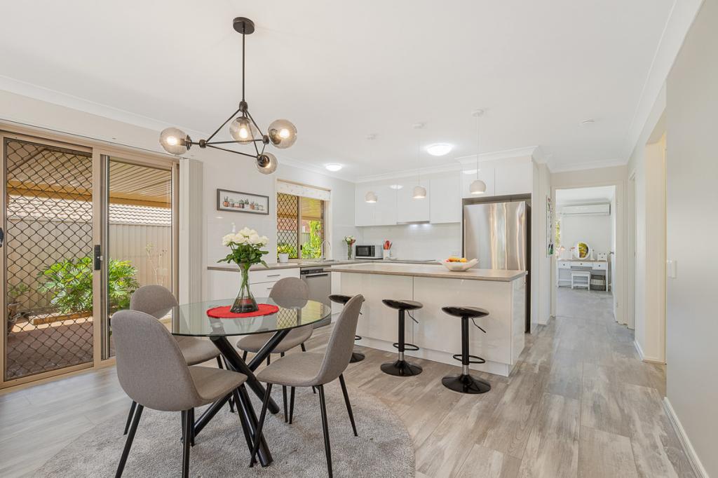 27 Regency Dr, Regents Park, QLD 4118