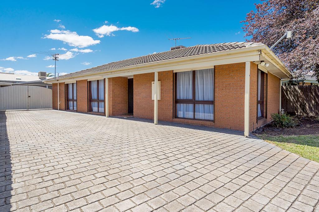 22 Hardy Ave, Craigieburn, VIC 3064