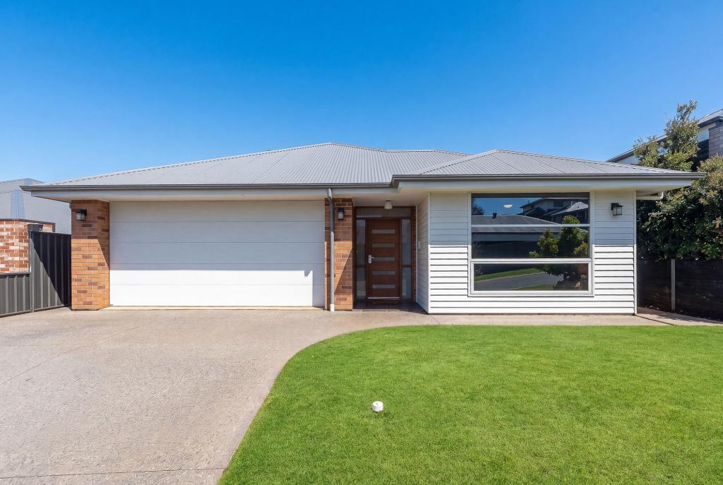 11 Skipton Cres, Mount Barker, SA 5251