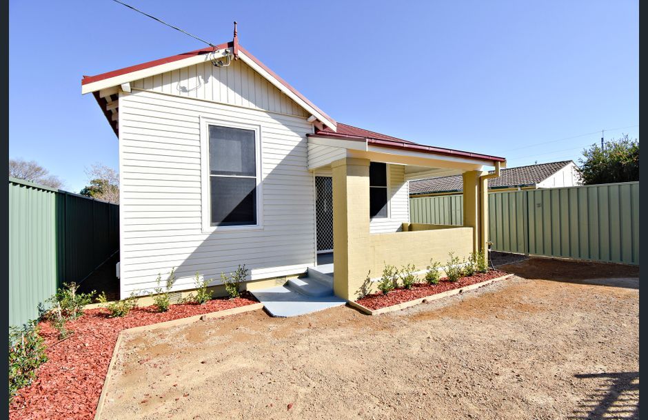 11 Samuels St, Dubbo, NSW 2830