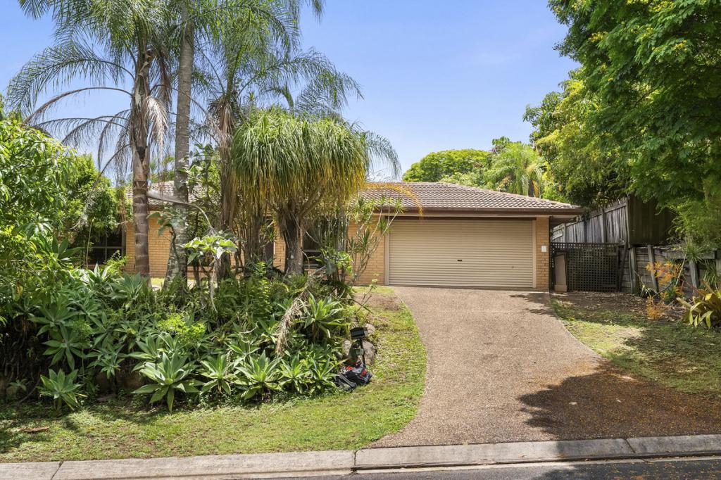 8 Toddington St, Chapel Hill, QLD 4069