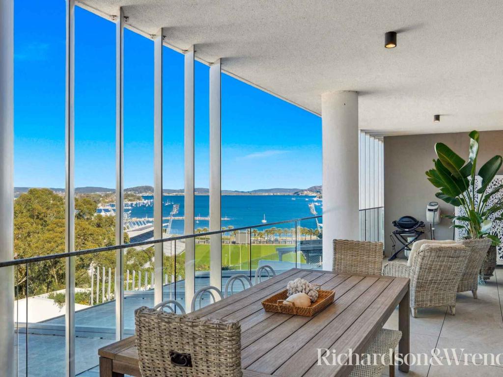707/8 Kendall St, Gosford, NSW 2250