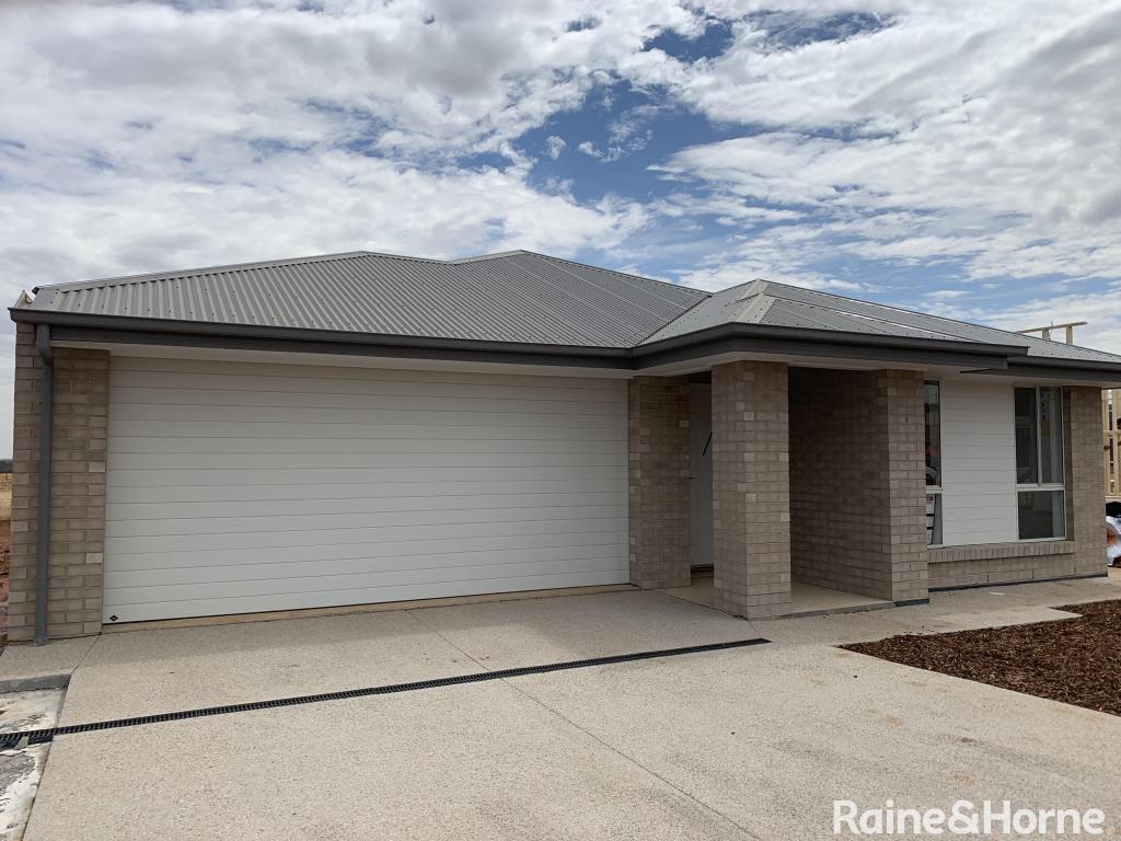 13 Belanger Ct, Blakeview, SA 5114