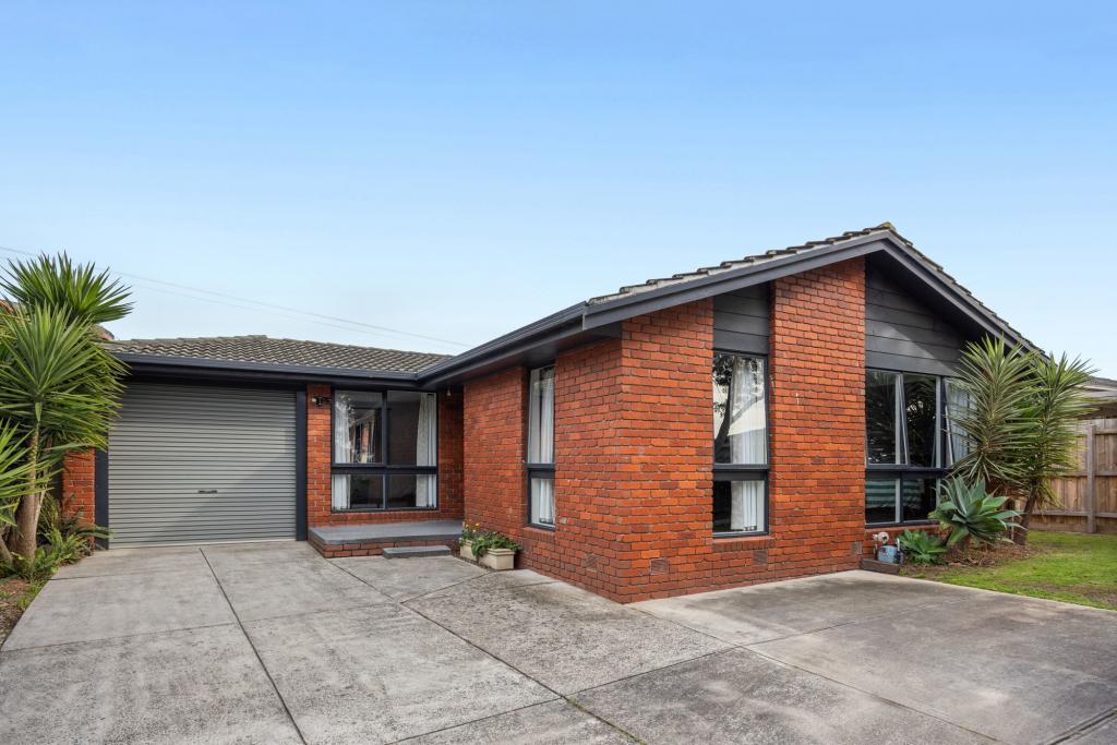 52 Willow Rd, Frankston, VIC 3199