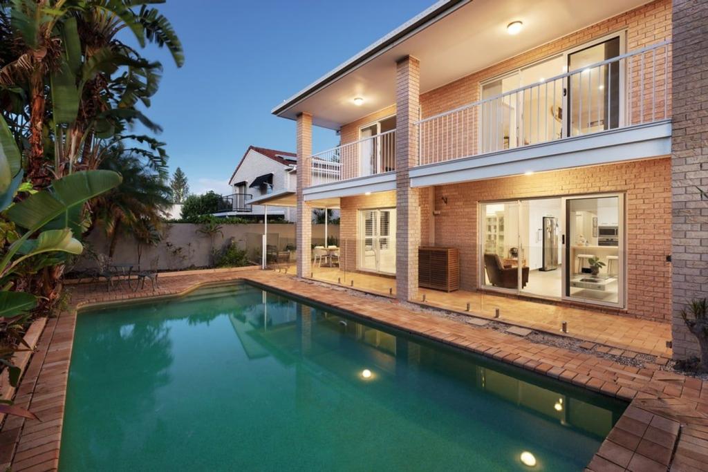 43 Saint Andrews Ave, Surfers Paradise, QLD 4217
