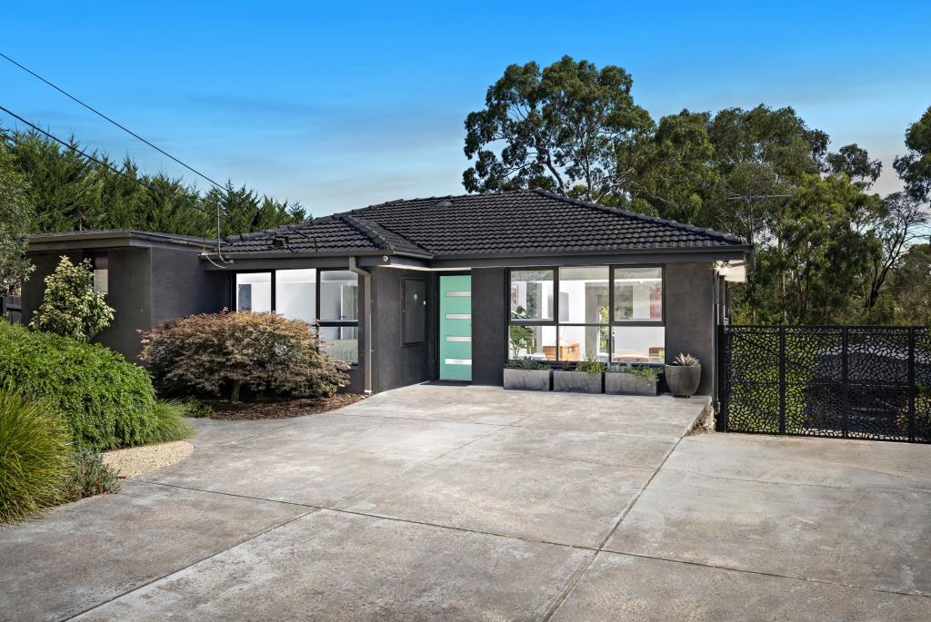 30 Merricks Cl, Ferntree Gully, VIC 3156