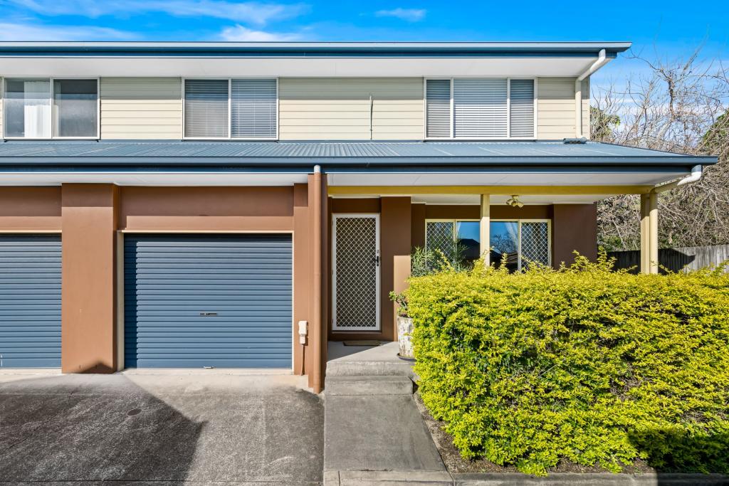 2/12 Yamboyna St, Manly, QLD 4179