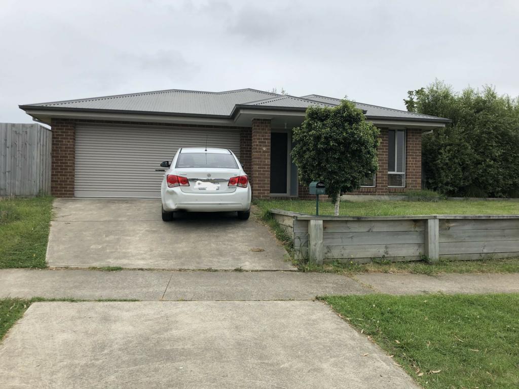 12 Morton Dr, Eastwood, VIC 3875