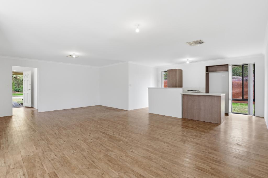 2 Grandmere Pde, Meadow Springs, WA 6210