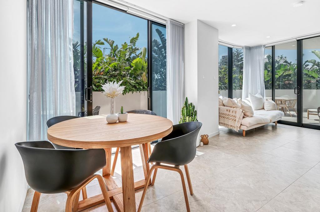 204/28-30 Second Ave, Broadbeach, QLD 4218