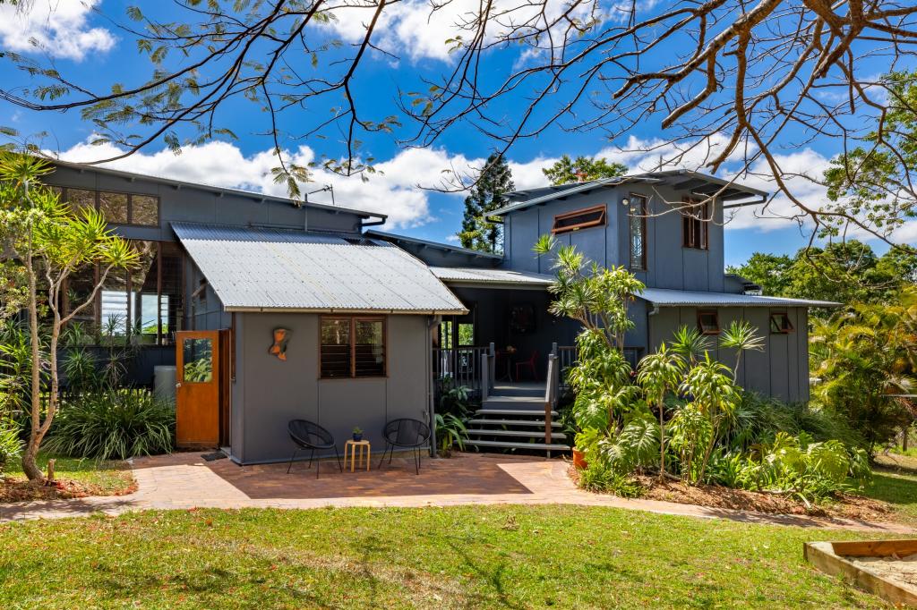 895 Hunchy Rd, Hunchy, QLD 4555