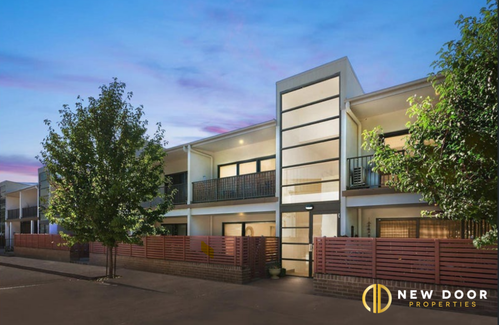 2/39 Jerrabomberra Ave, Narrabundah, ACT 2604