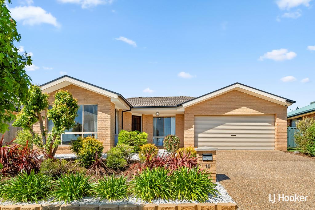 10 Courtneidge St, Dunlop, ACT 2615