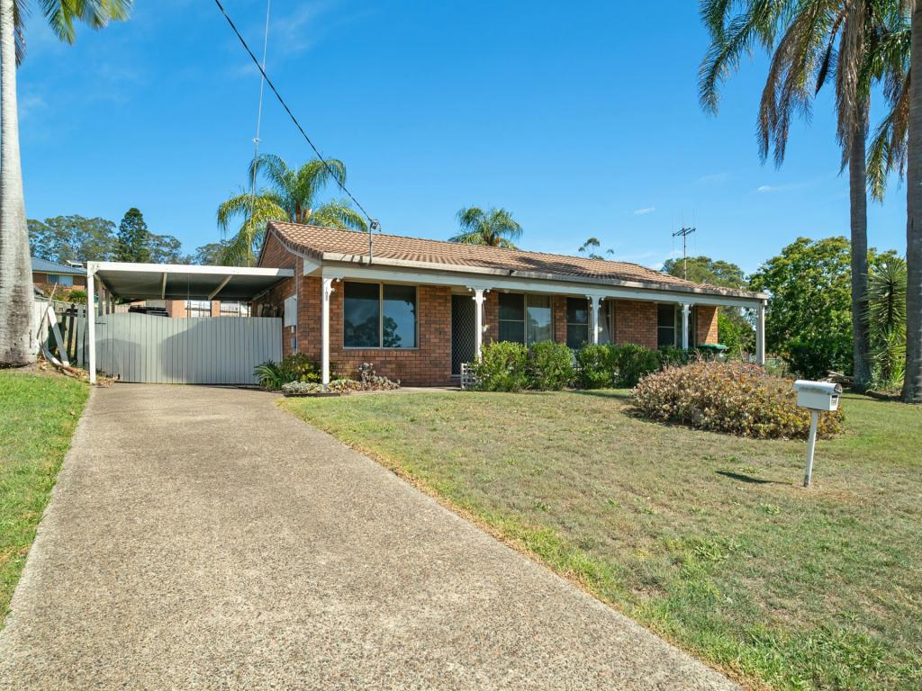 108 Kanangra Dr, Taree, NSW 2430