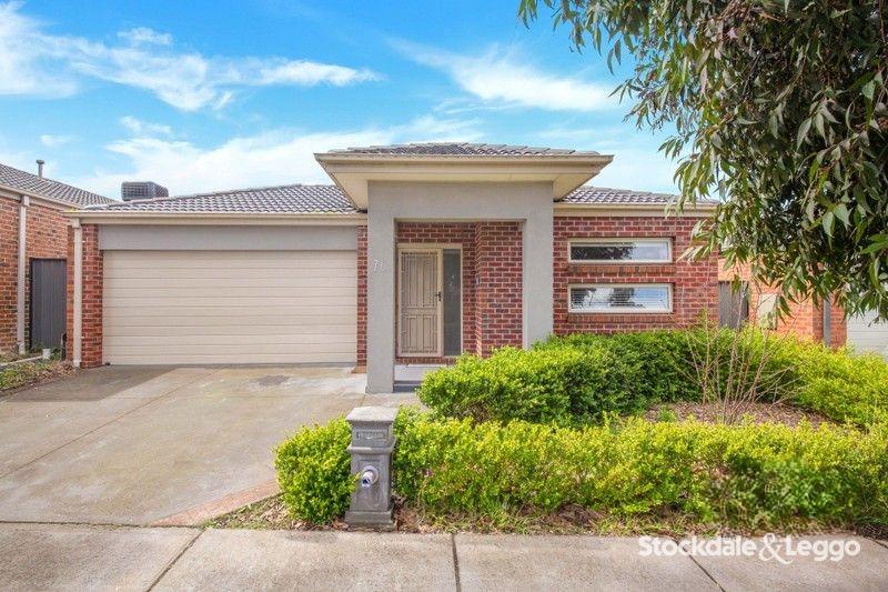 76 Huntington Dr, Craigieburn, VIC 3064