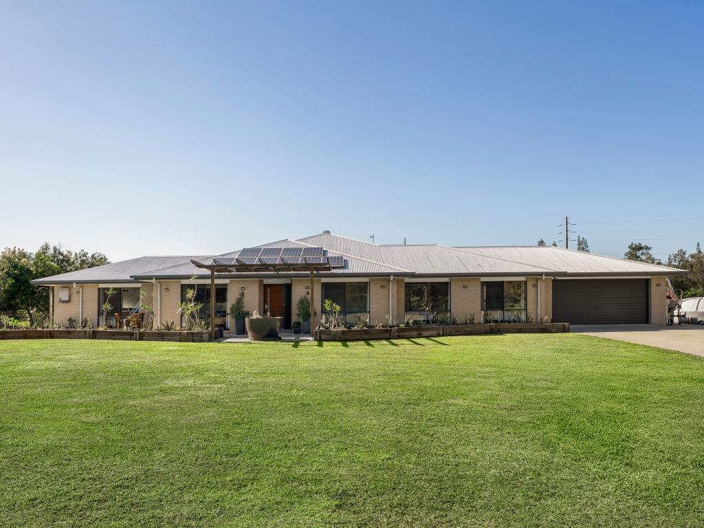 296 Heritage Dr, Moonee Beach, NSW 2450