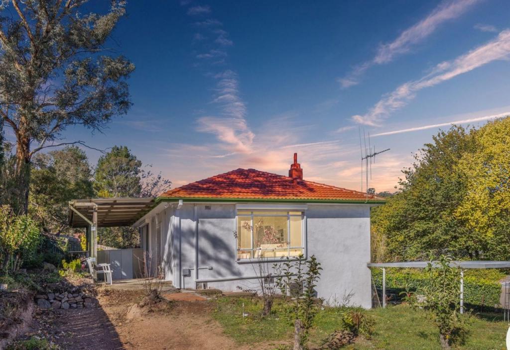 36 Elizabeth Cres, Queanbeyan East, NSW 2620