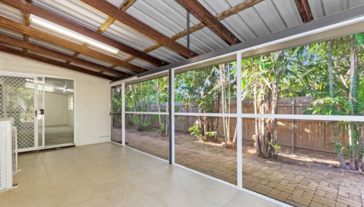 2/8 Chantilly Ct, Rasmussen, QLD 4815