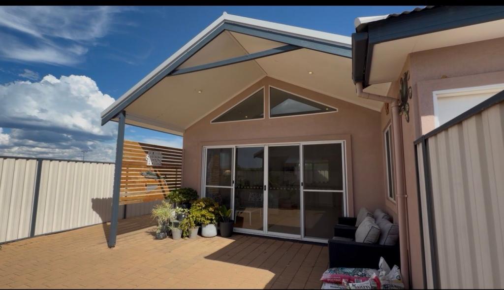 6/4 Seakist Rtt, Kalbarri, WA 6536
