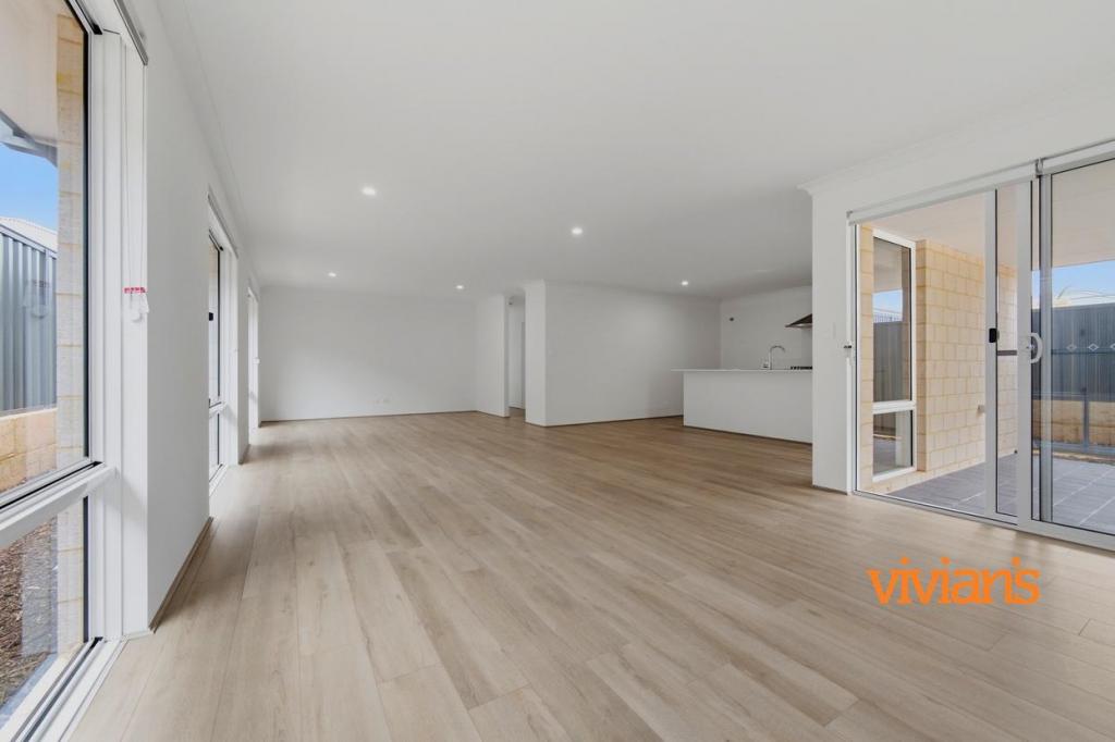 34 Cloudland St, Bushmead, WA 6055