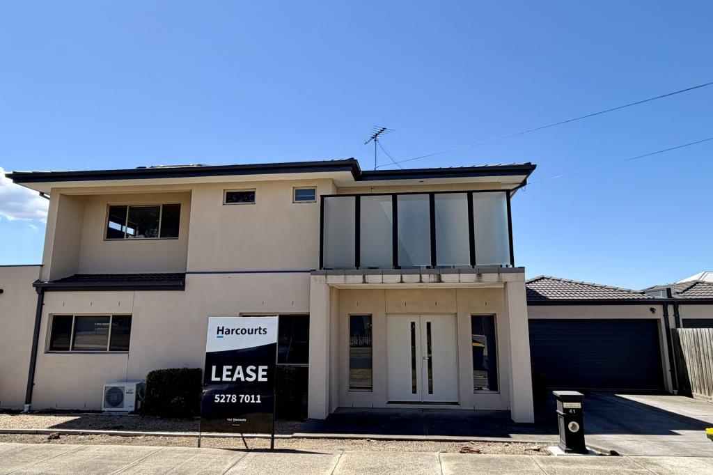 41 Glenfine Ave, Hamlyn Heights, VIC 3215