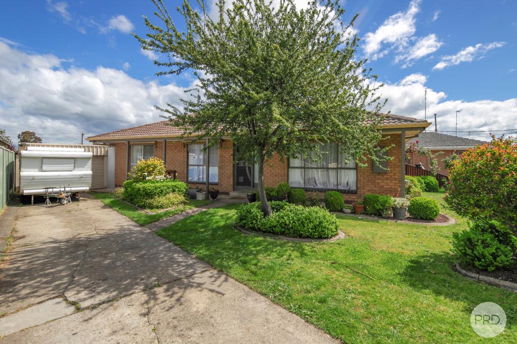51 Whitelaw Ave, Delacombe, VIC 3356