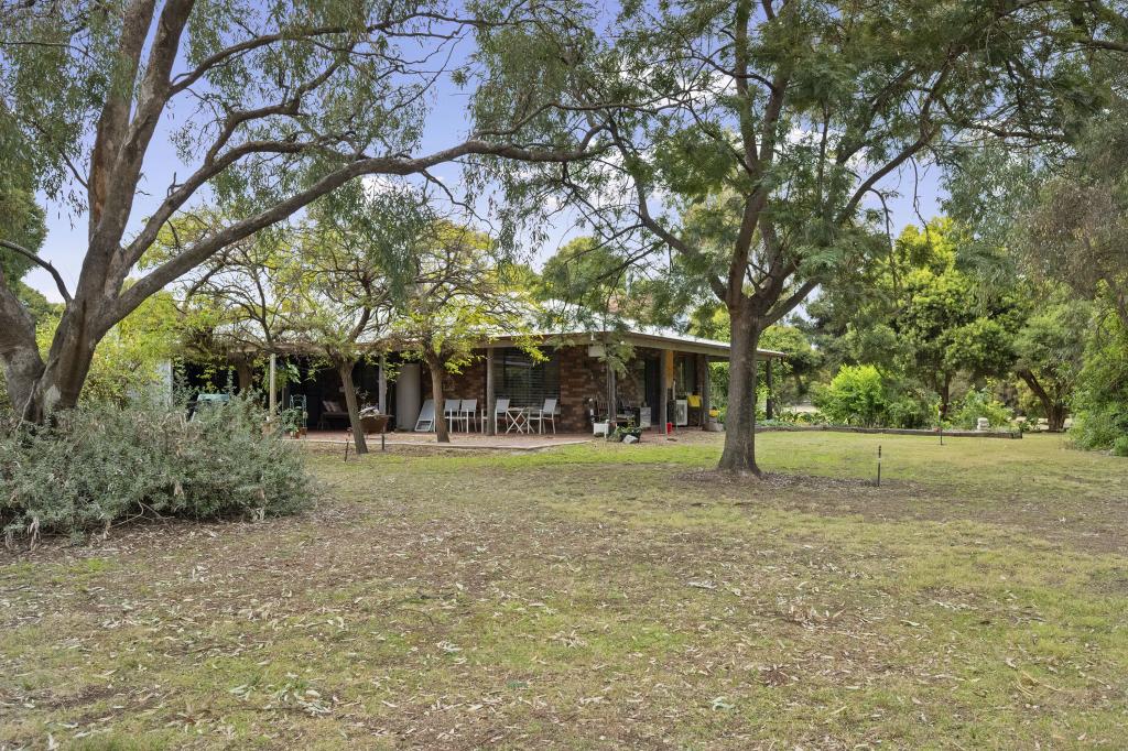 1 School Rd, Gunbower, VIC 3566