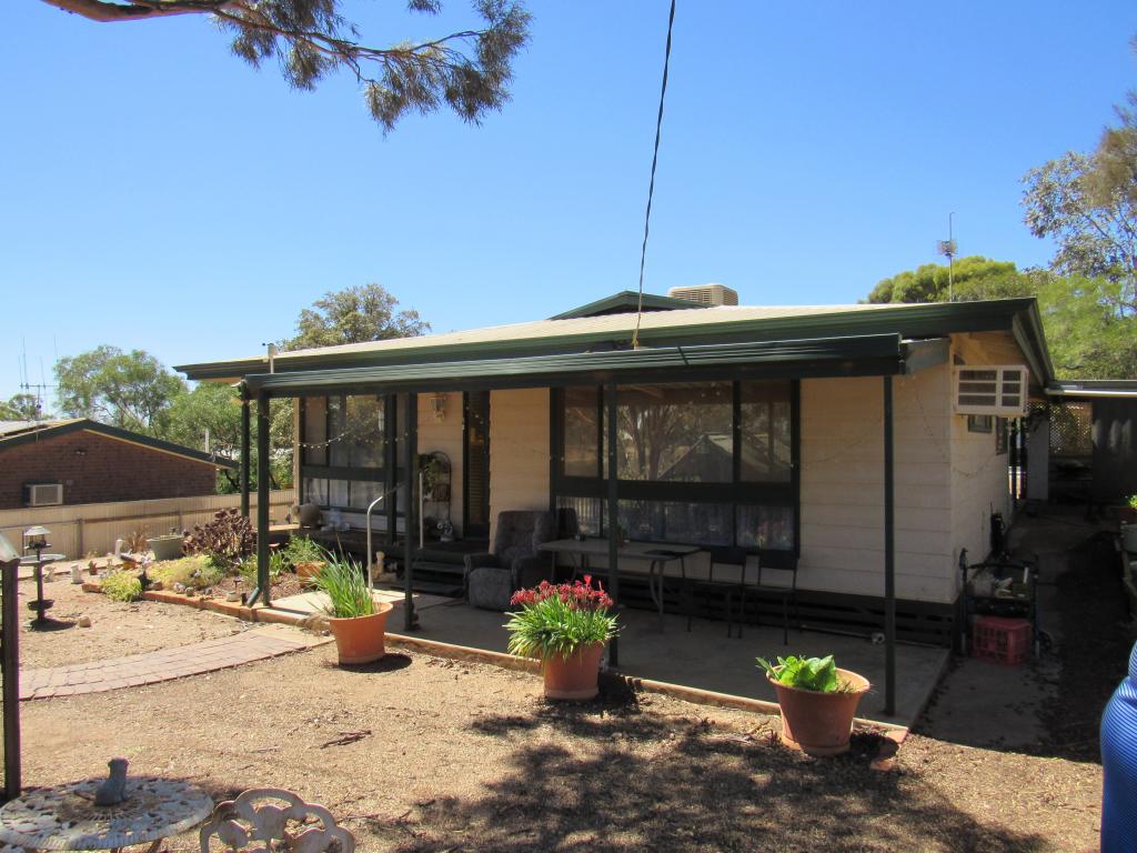 50 HURLSTONE ST, PETERBOROUGH, SA 5422