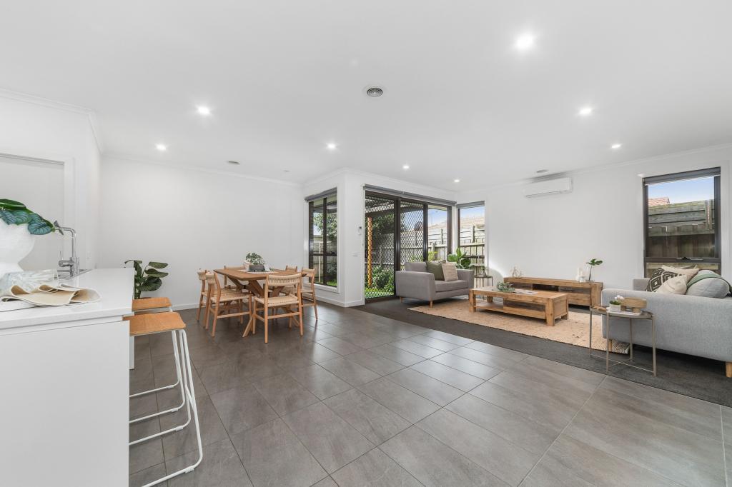 8 Kaths Way, Somerville, VIC 3912