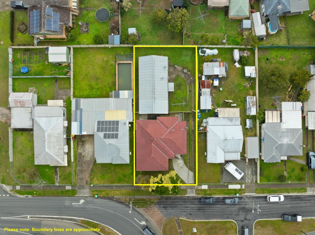 17a & 17b Cowper St, Taree, NSW 2430