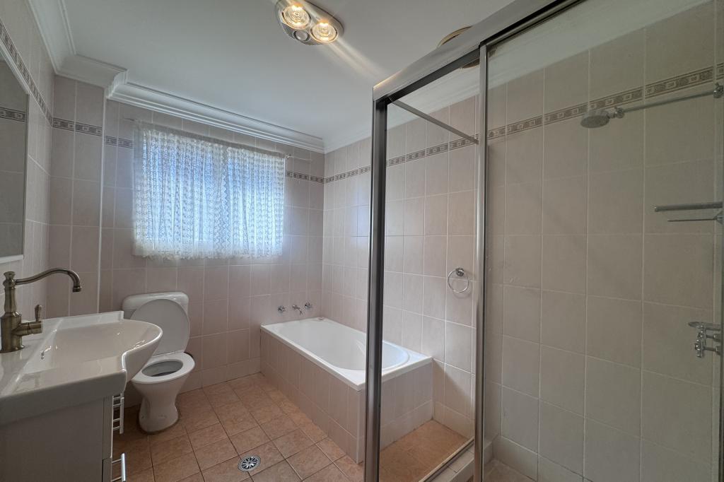 2/69 Rosebery Rd, Guildford, NSW 2161