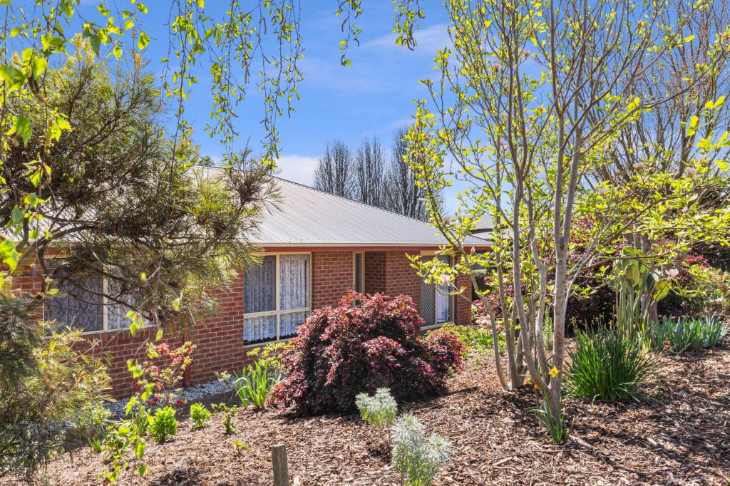 60 Chamberlain Dr, Leongatha, VIC 3953