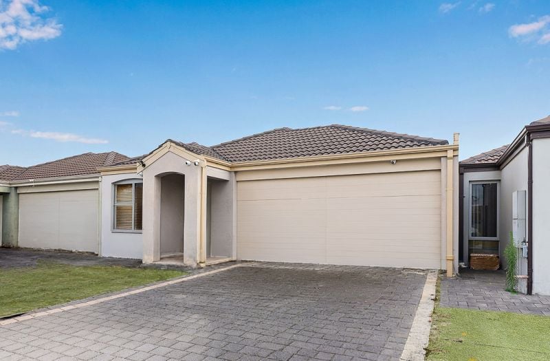 45 Derisleigh St, Cannington, WA 6107