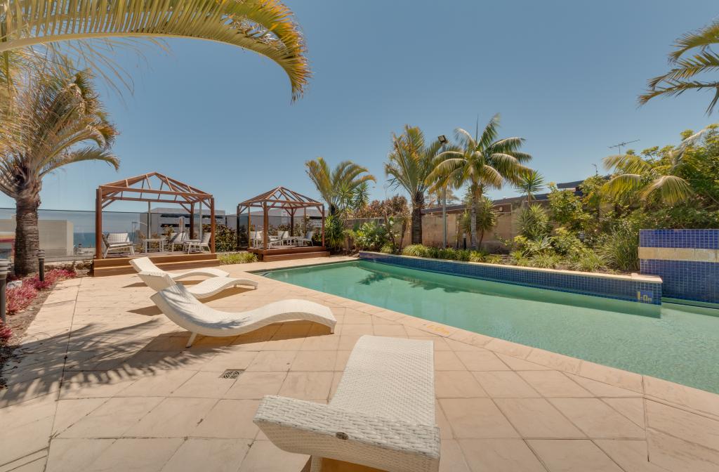 215/200 West Coast Hwy, Scarborough, WA 6019