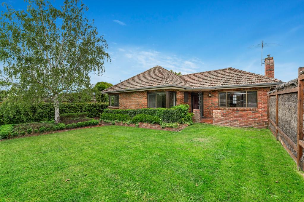 17 Munro St, Macleod, VIC 3085