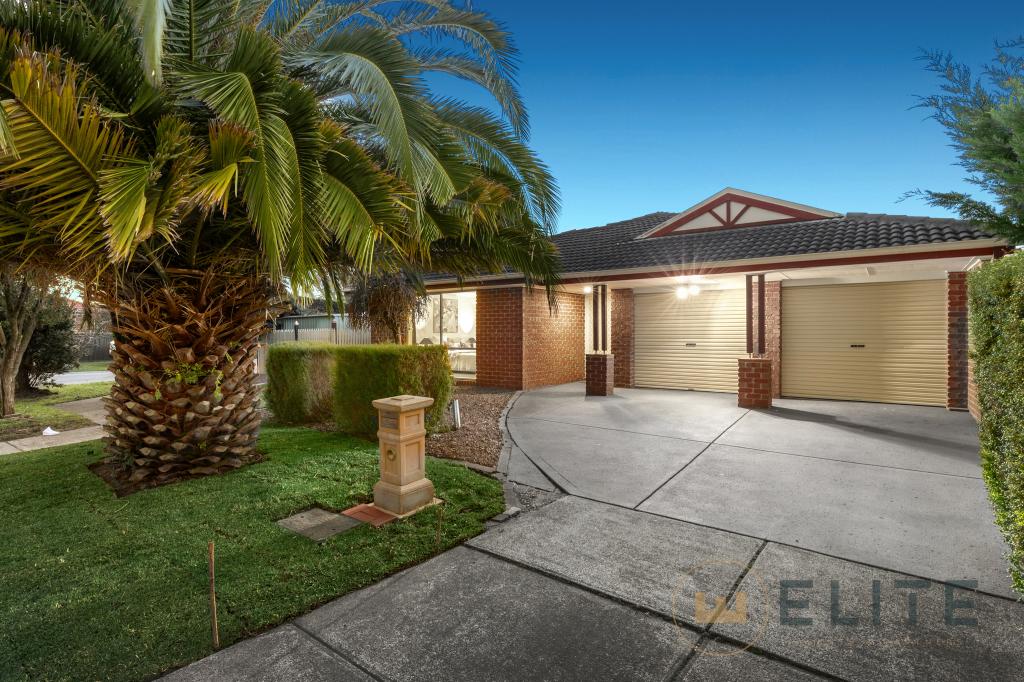 24 BOUNTY WAY, BERWICK, VIC 3806