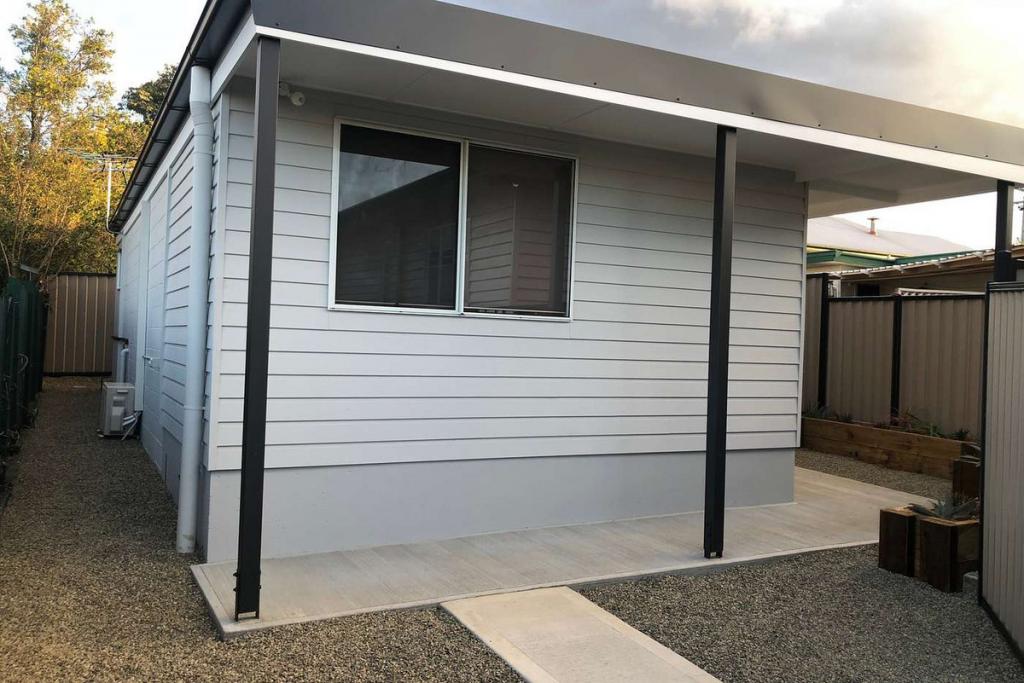 2/2 Elliott St, Silkstone, QLD 4304