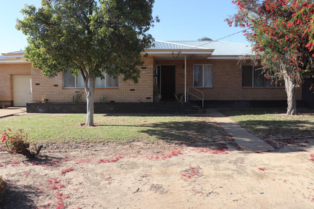 28 Patterson St, Wongan Hills, WA 6603