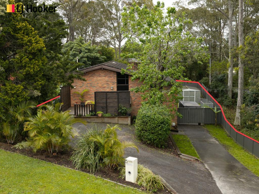 5 ELDER CRES, NOWRA, NSW 2541