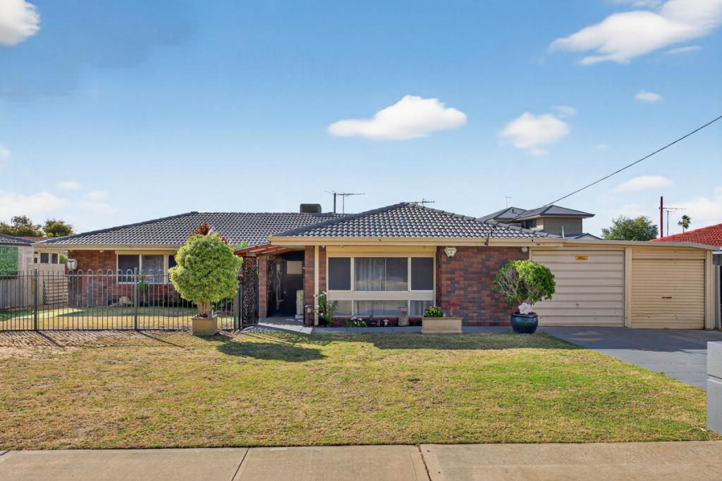 21 Cambridge Cres, Cooloongup, WA 6168