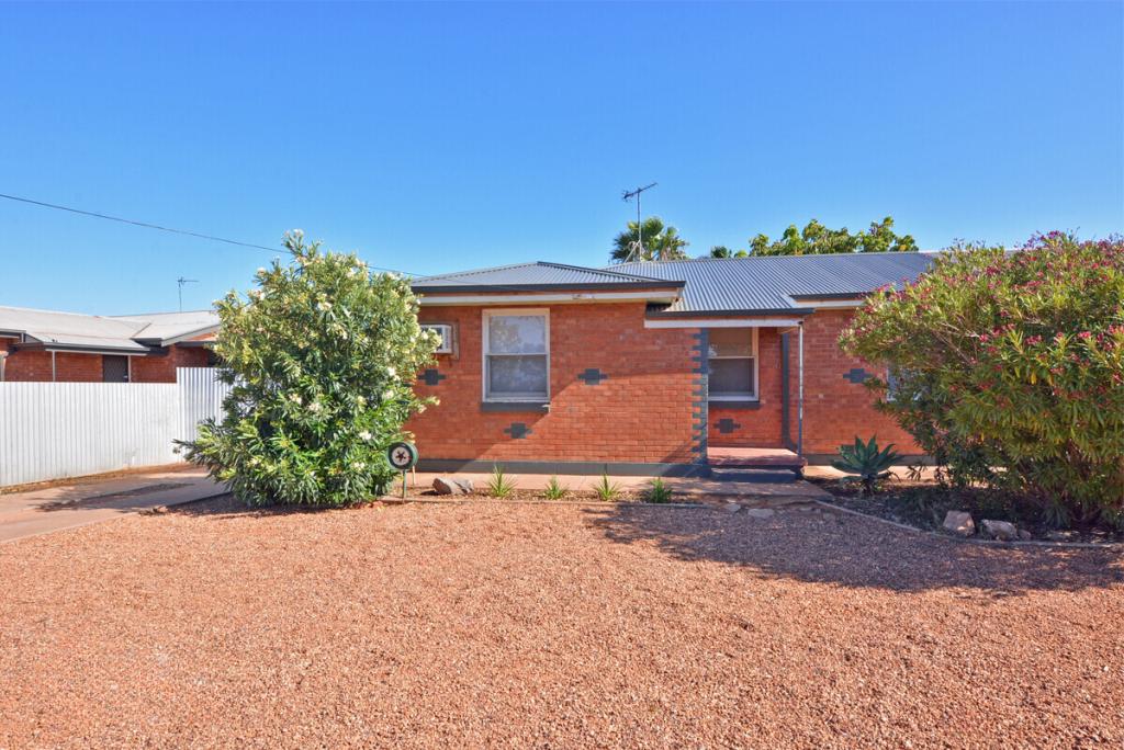 3 SHARD CRES, WHYALLA STUART, SA 5608