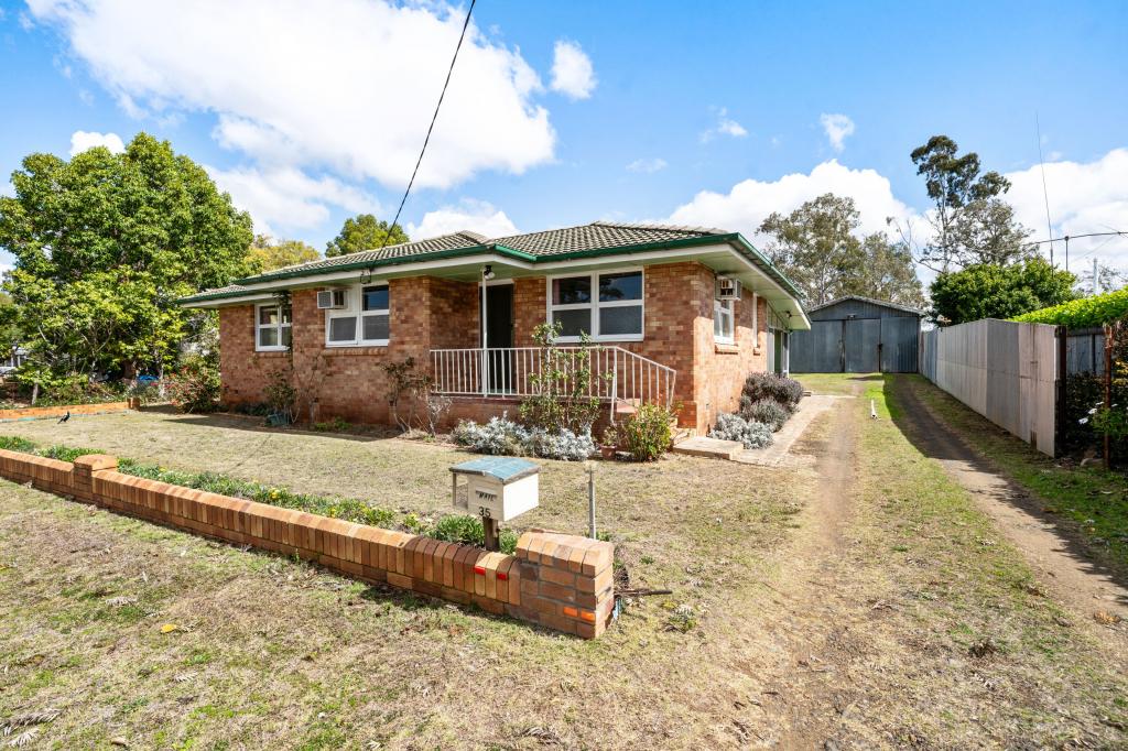35 Murray St, Pittsworth, QLD 4356