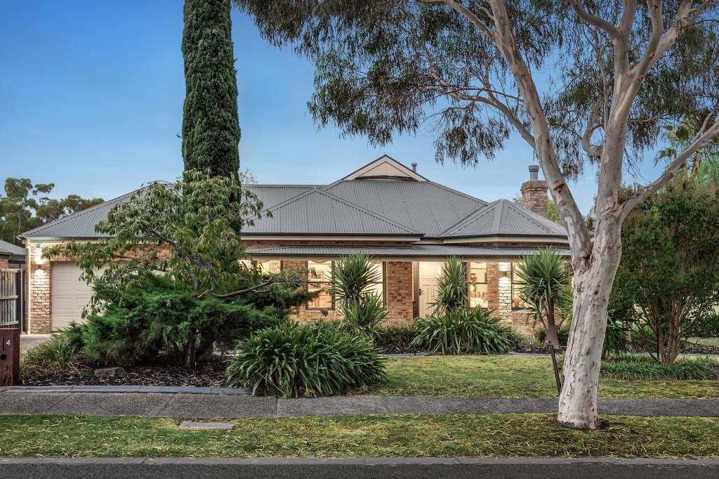 4 Conron Gr, Doreen, VIC 3754