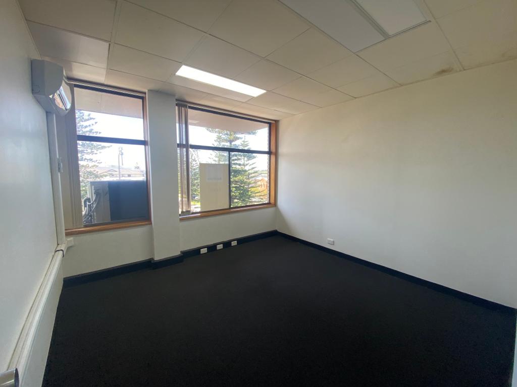 47 Manning Street - Top Floor, Kiama, NSW 2533