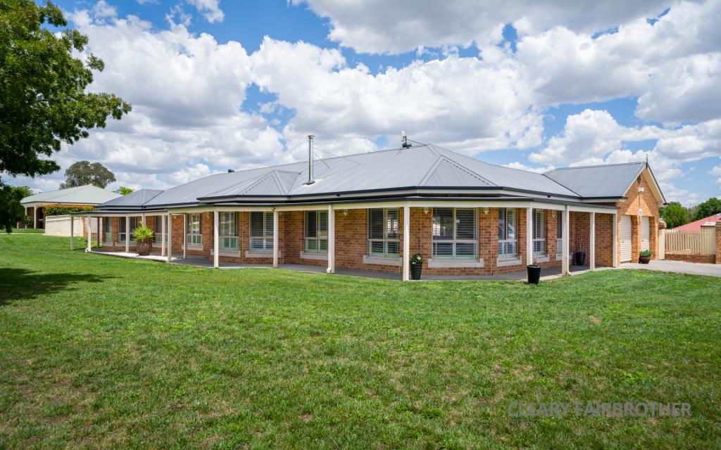 22 Lister Cres, Kelso, NSW 2795